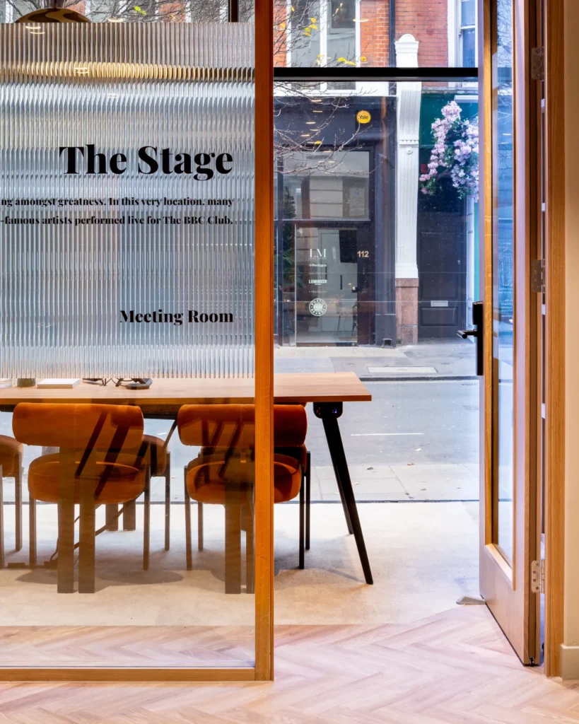 Flexible workspace Landmark Wogan House